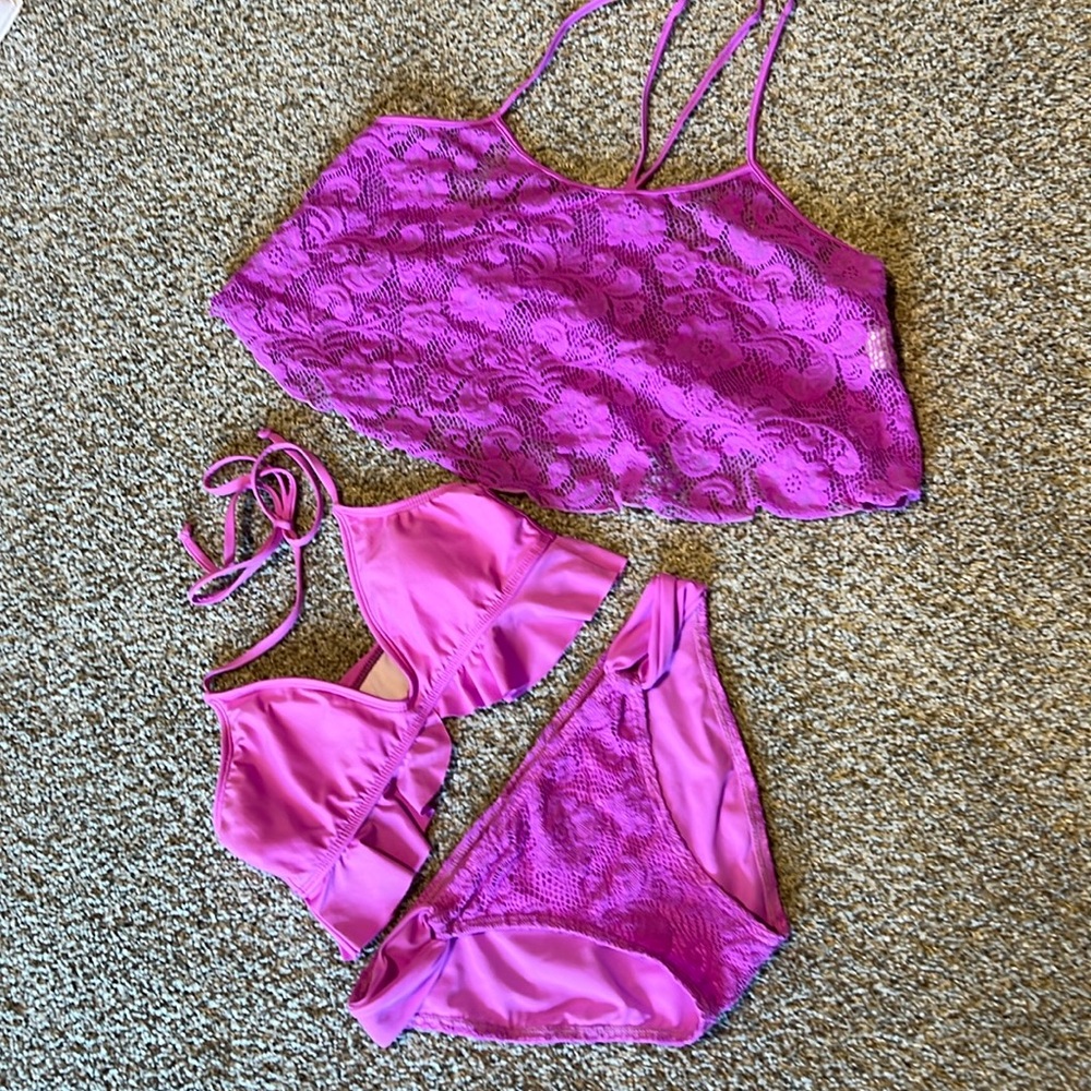 GB (Gianni Bini) Swim bikini, tops size S, bottoms size M- worn once
